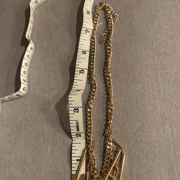 Beautiful necklace - Picture 2 of 5